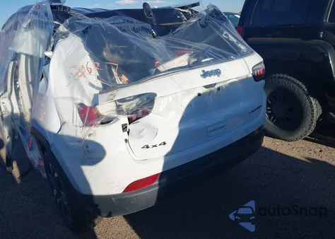 2024 Jeep Compass Limited 4X4 from USA, damaged, VIN 3C4NJDCN2RT608569